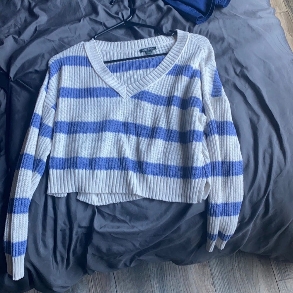 Sweater cop top
